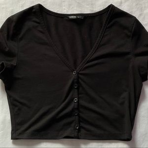 black button up crop tee